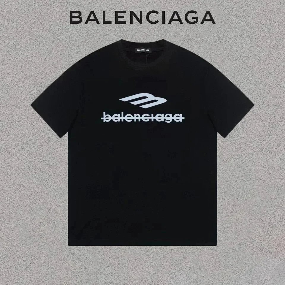 Balenciaga T-shirt Tee - 39/41