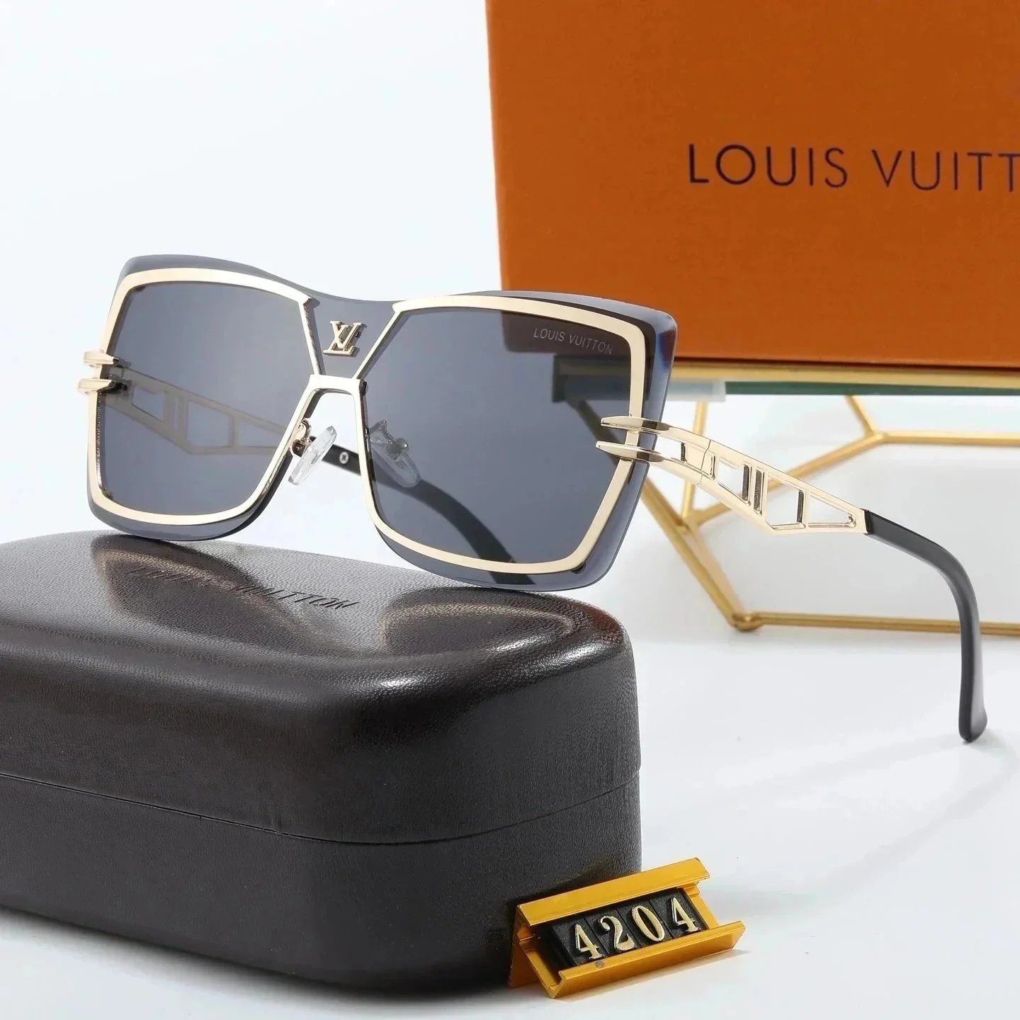 LV Sunglasses - 5/29