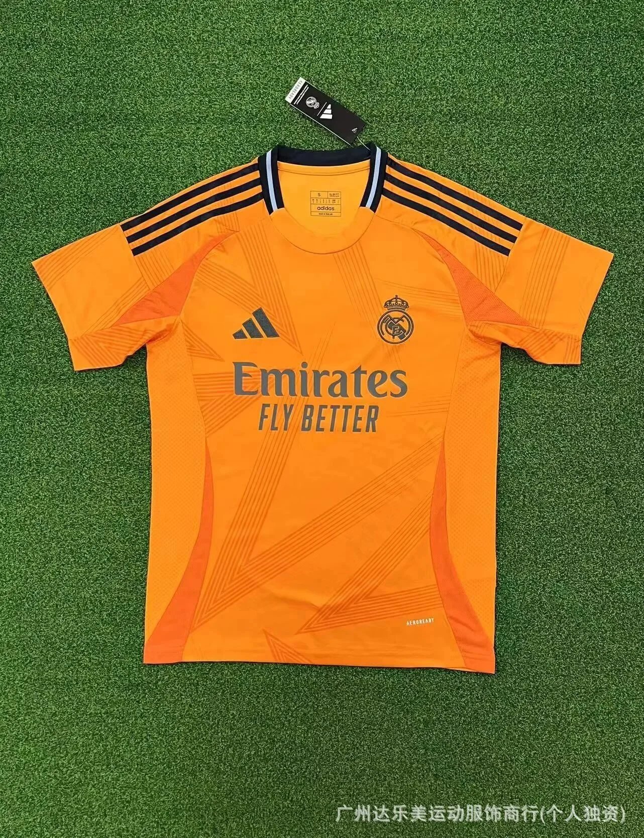 Club jerseys - 6/41