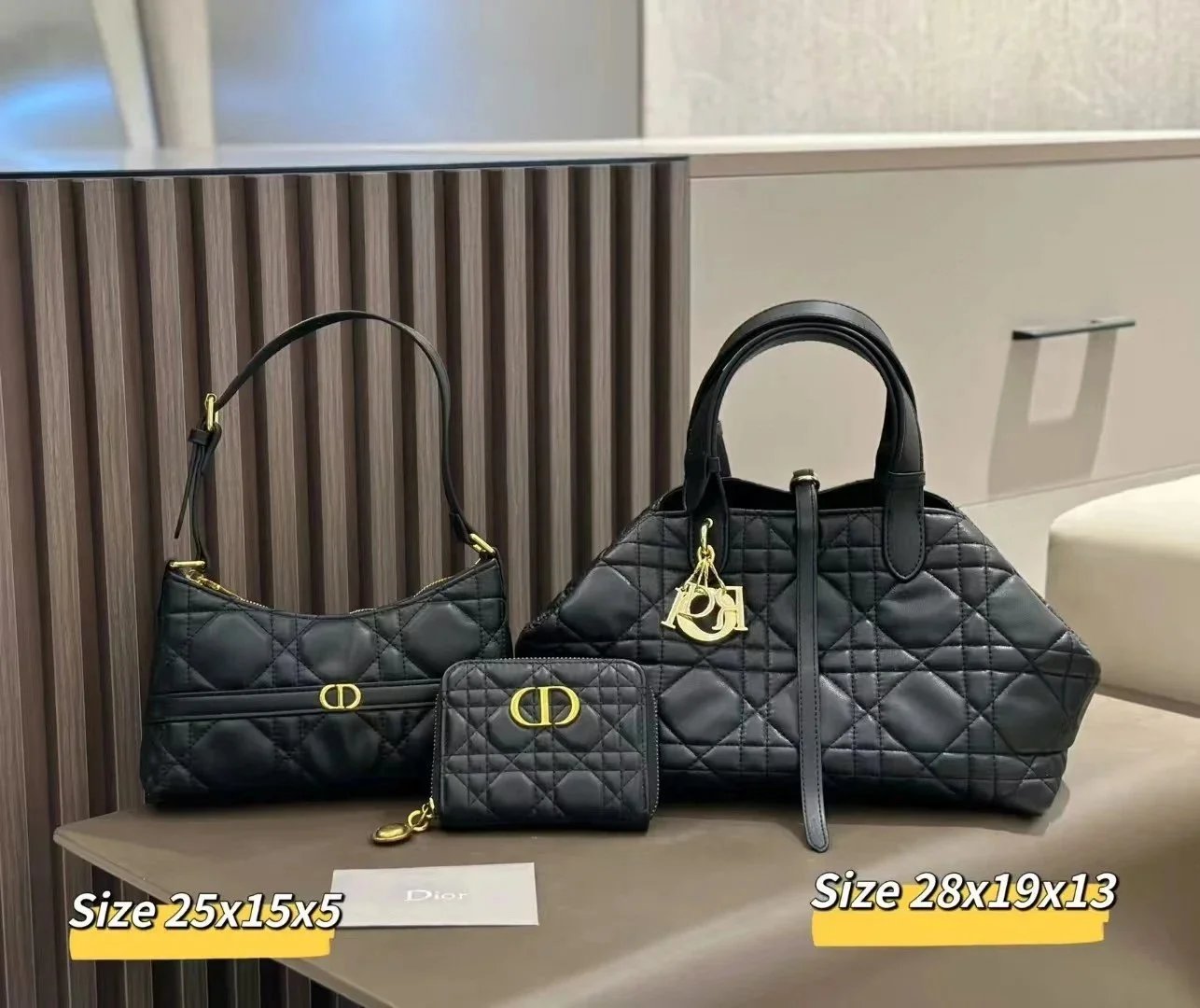 LV Chanel Gucci Bag - 29/39