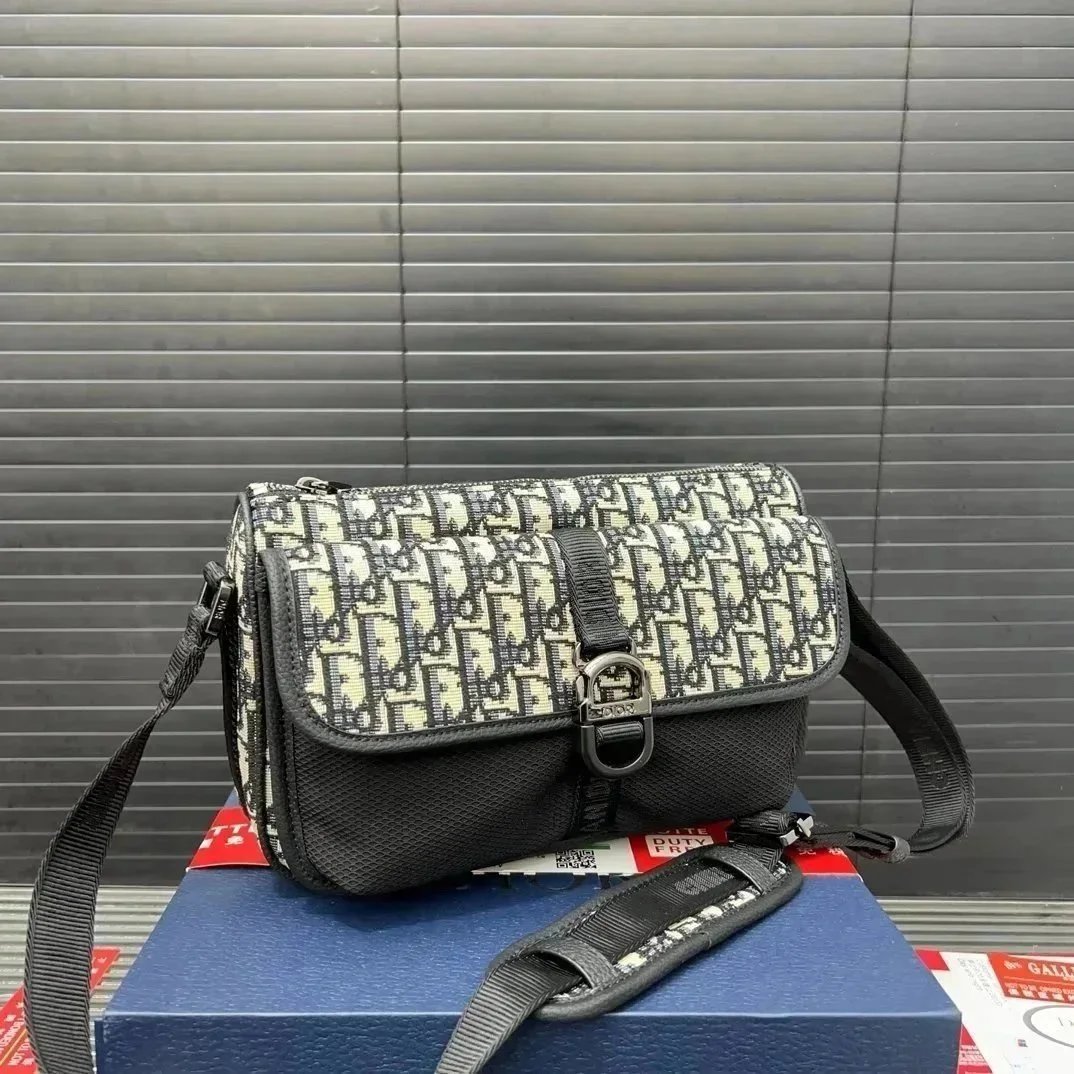 Dior camera bag - 17/41