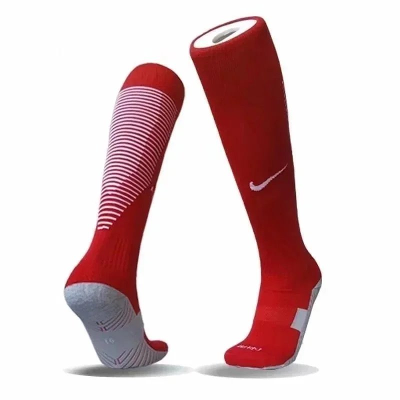 Nike football shoes (low-top and high-top 40+ colors) - 39/40