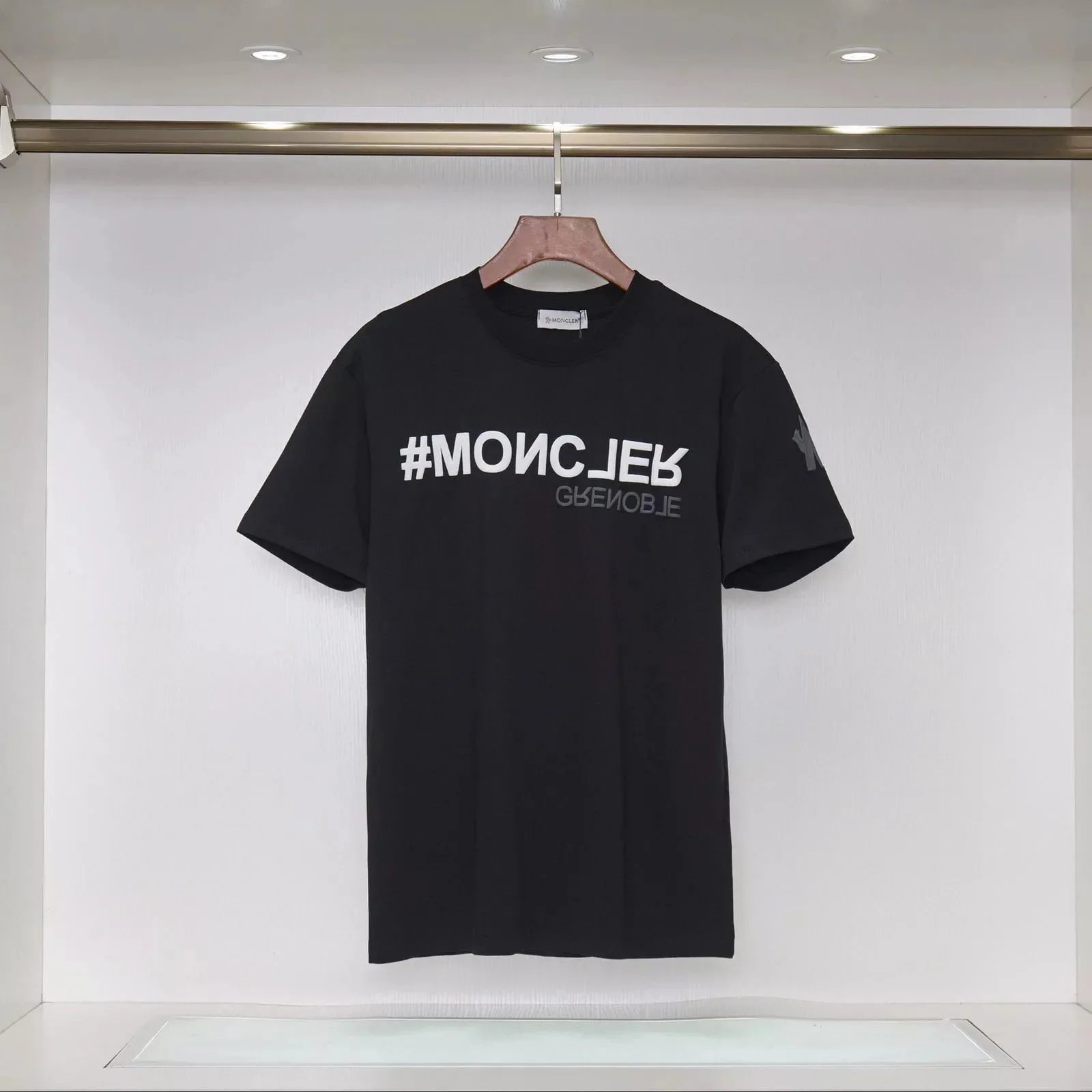 Amiri tee (40 CP) - 10/31