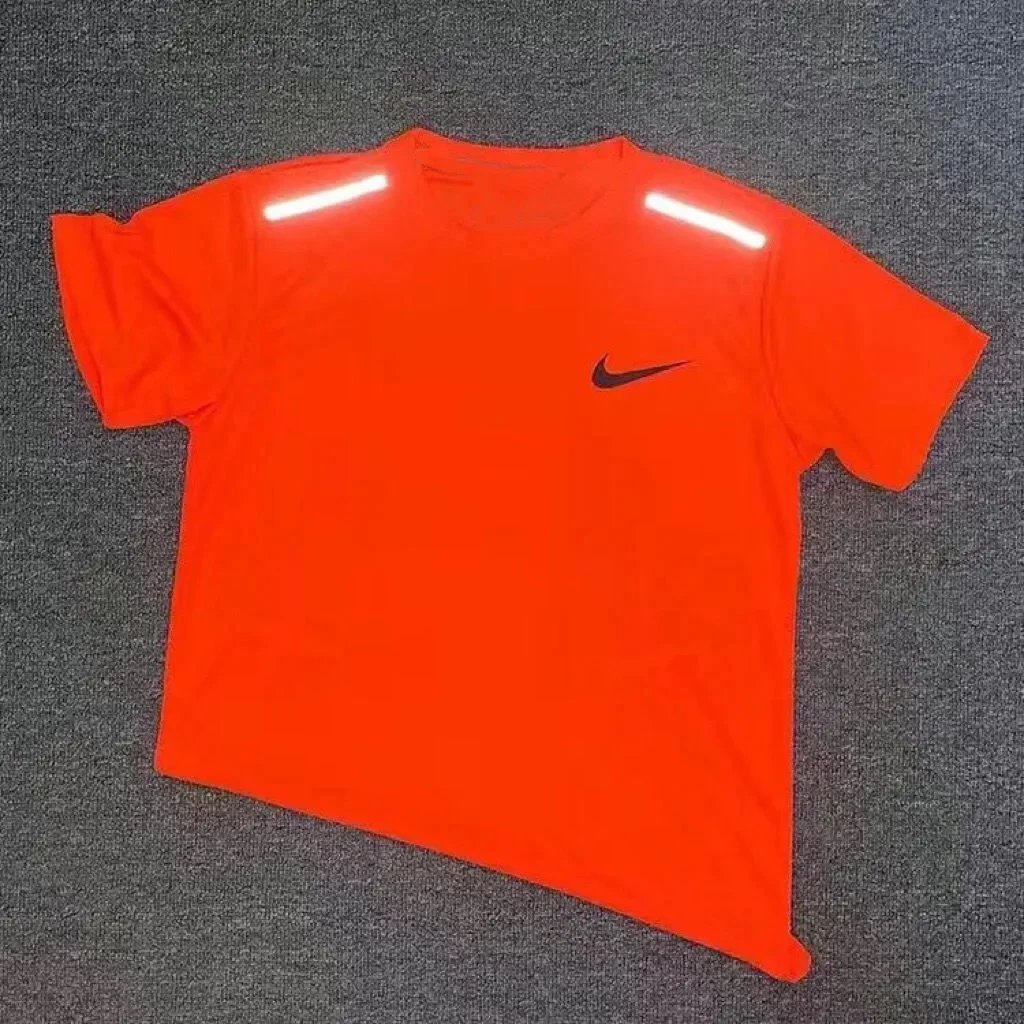 Nike Tee - 36/39