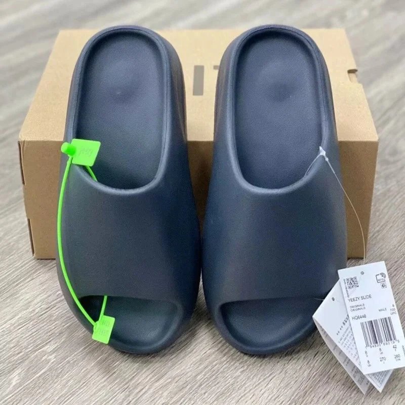 Yeezy slippers - 9/14
