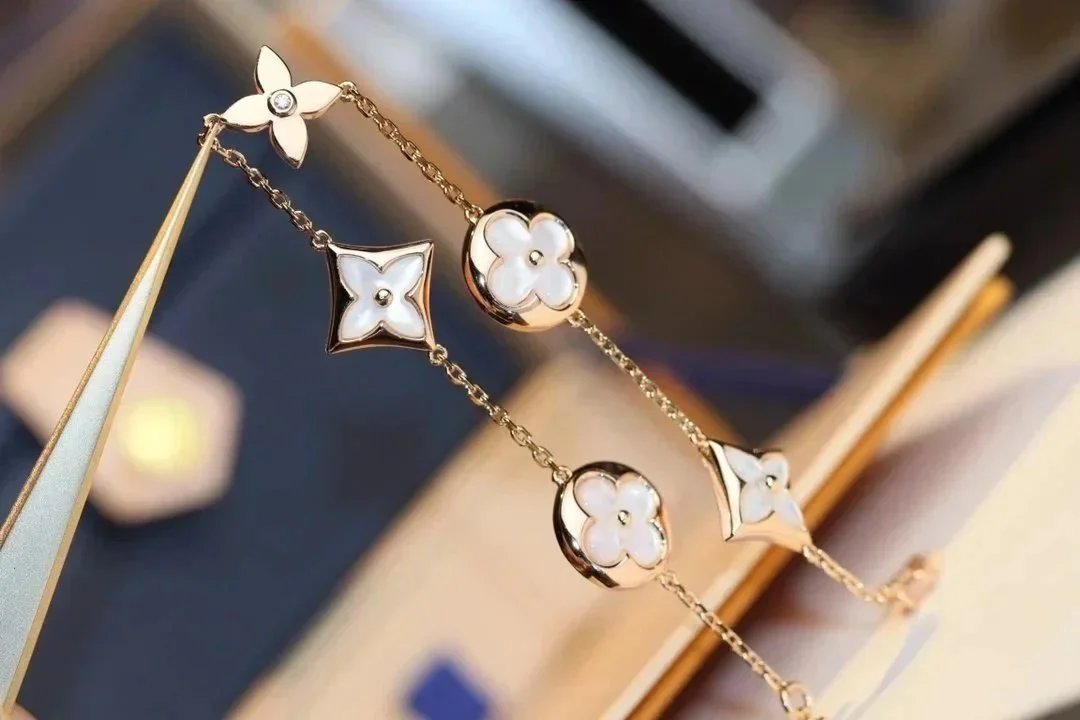 LV Necklace（20+style ） - 13/23