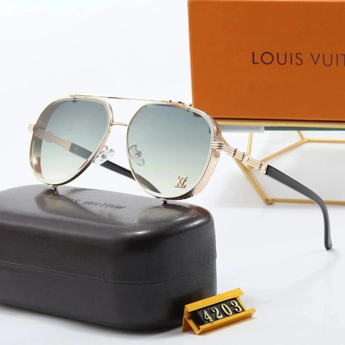 LV Sunglasses - 7/29