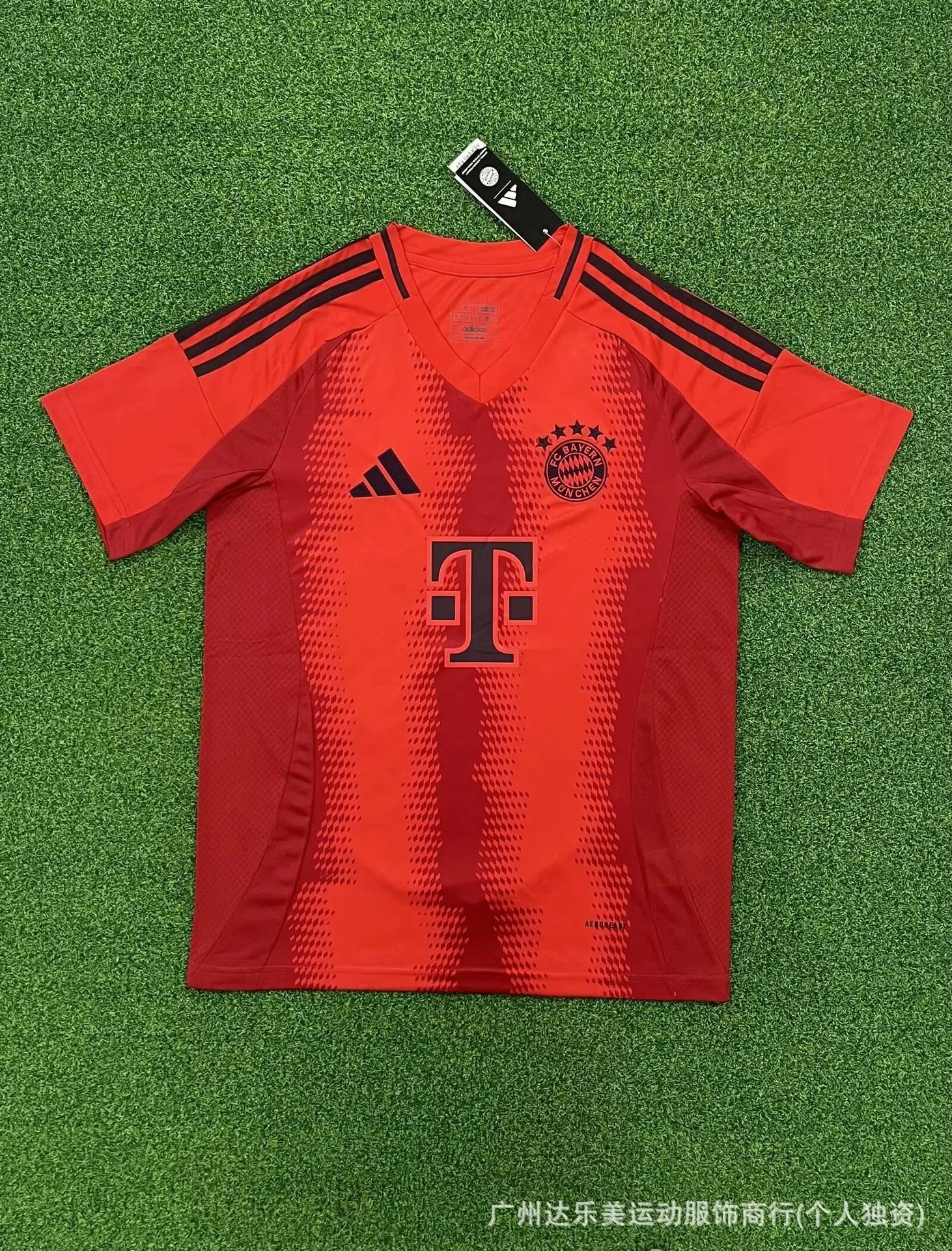 Club jerseys - 3/41