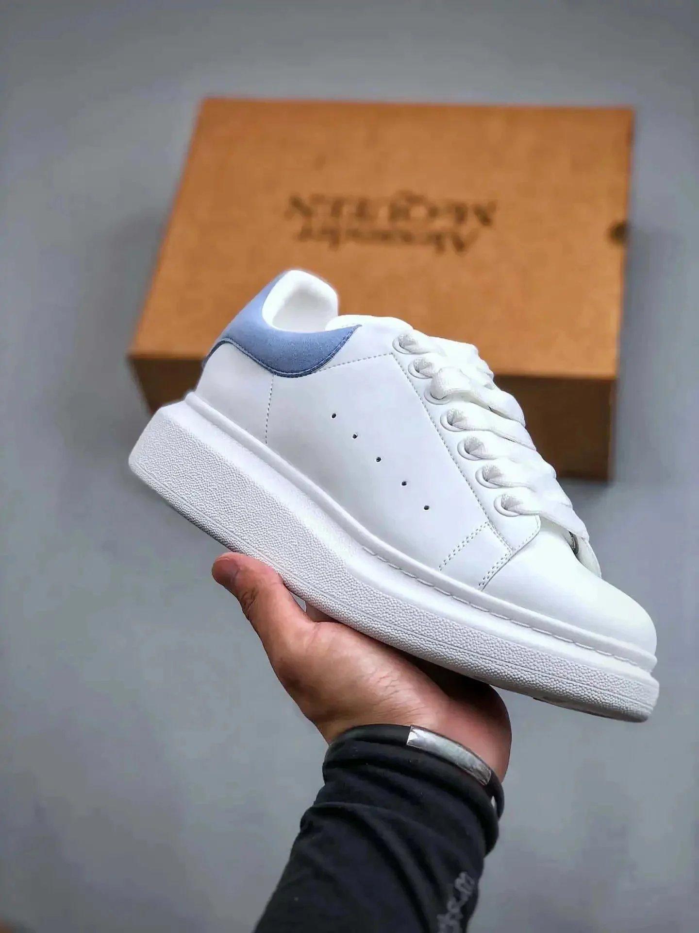 Alexander McQueen - 3/16