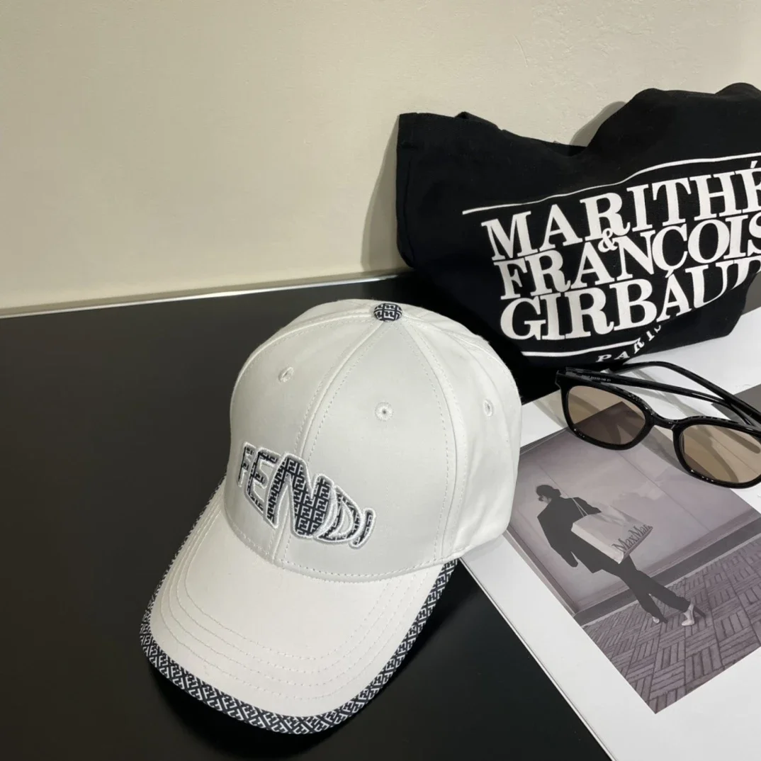 FENDI FF Trim Letter Embroidery Baseball Cap