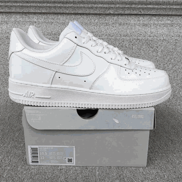 Air Force 1: seller detail photo 1