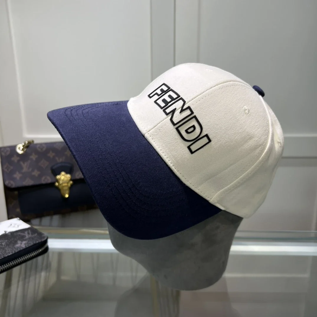 FENDI Two-Tone Letter Logo Baseball Cap