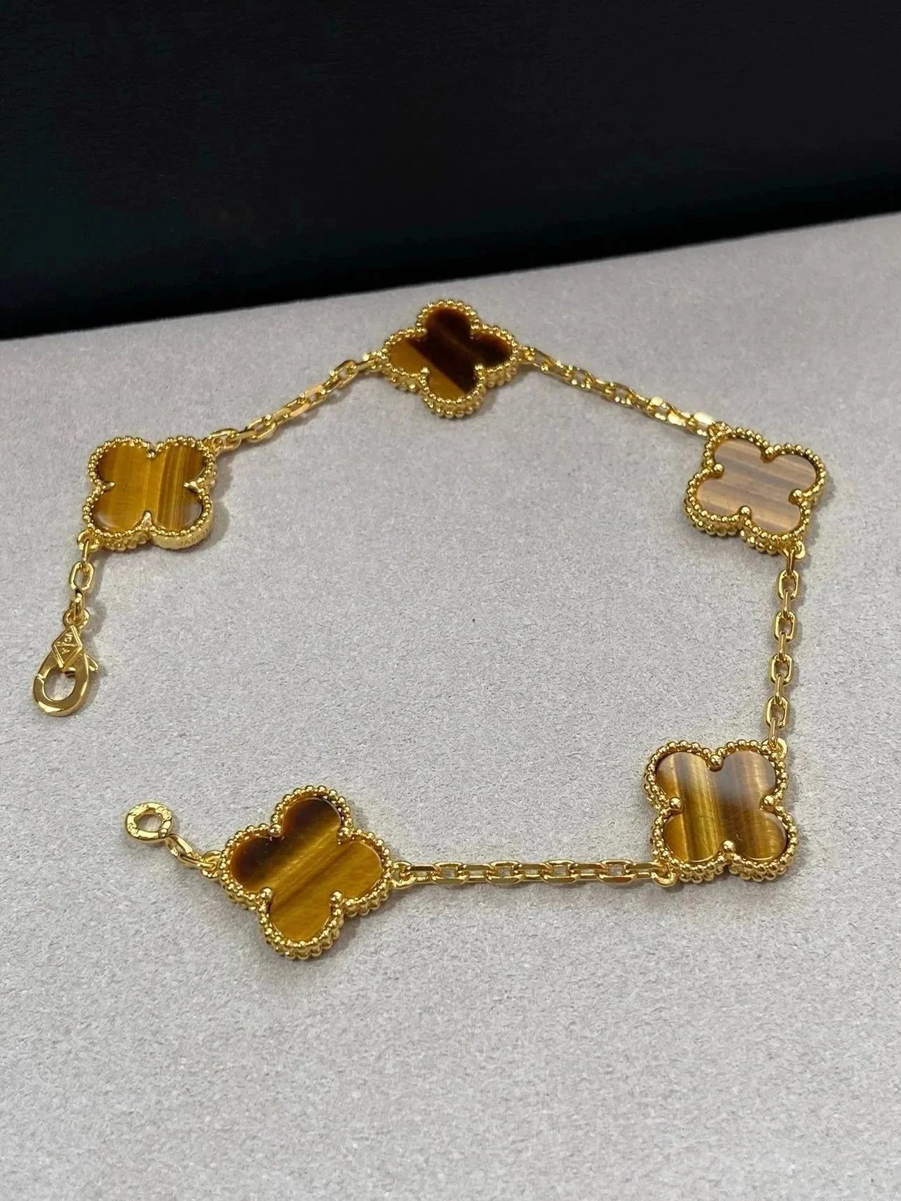 Van Cleef & Arpels Alhambra Bracelet With Tiger's Eye T-Shirt