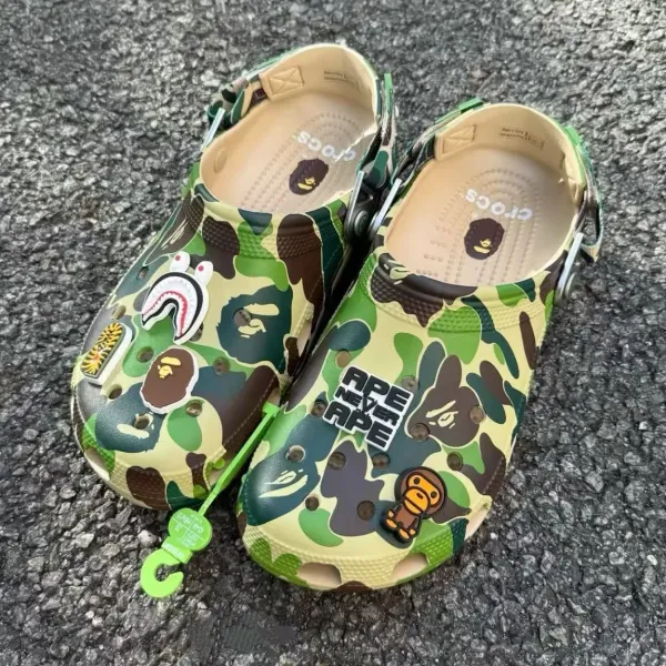 Crocs x A Bathing Ape Classic Clog Pink Camo Jibbitz Edition Sandals - 9