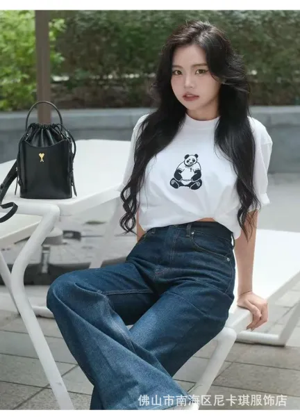 Design Panda Embroidered Graphic T-Shirt White - 10