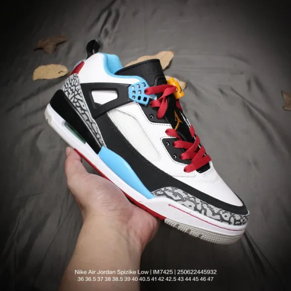 Air Jordan Spizike Low White / Black / Cement Grey / University Blue Sneakers Basketball Shoes - 1