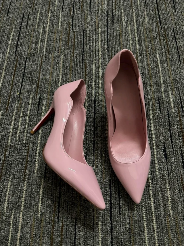 Christian Louboutin High Heels Stiletto with Red Soles product detail image 14