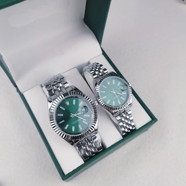 Unbranded Watches Matching Couple's Date with Fluted Bezels and Metal Link Bracelets product detail image 9