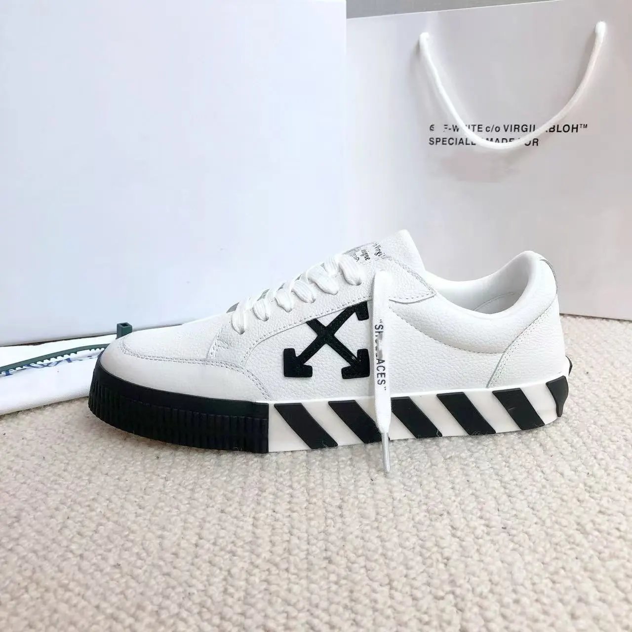Off-White Diagonal Arrow Low Top Black Sneakers - 14