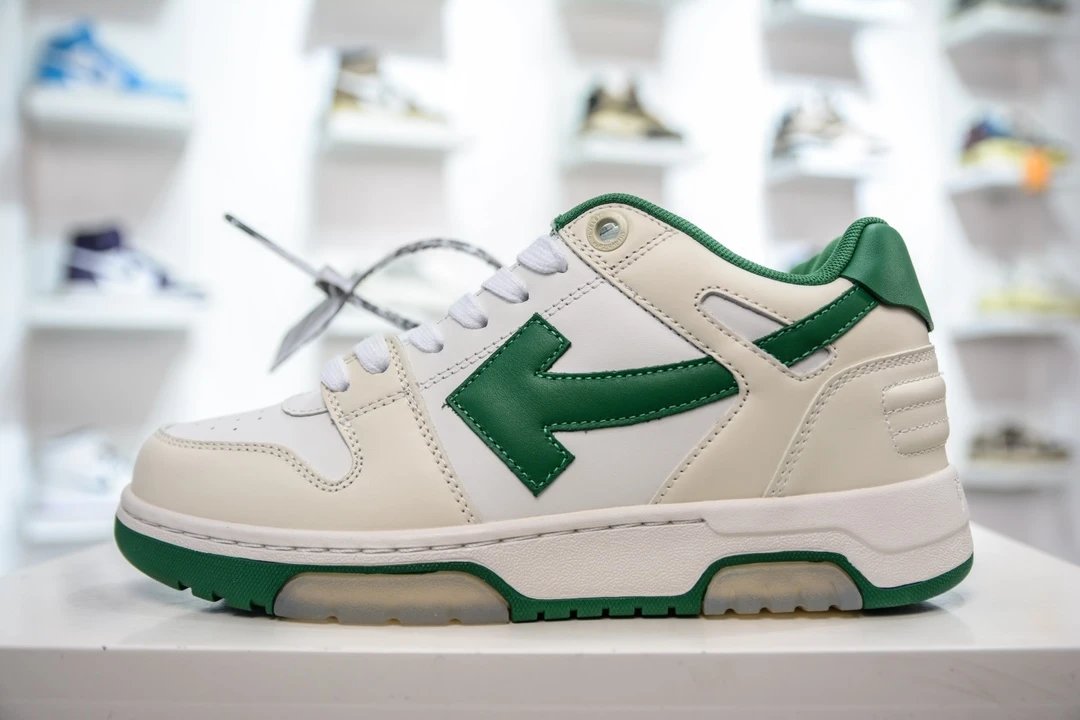 Off-White Sneakers Low-Top Arrow Logo image 10