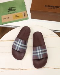 Burberry Slides — seller photo 5