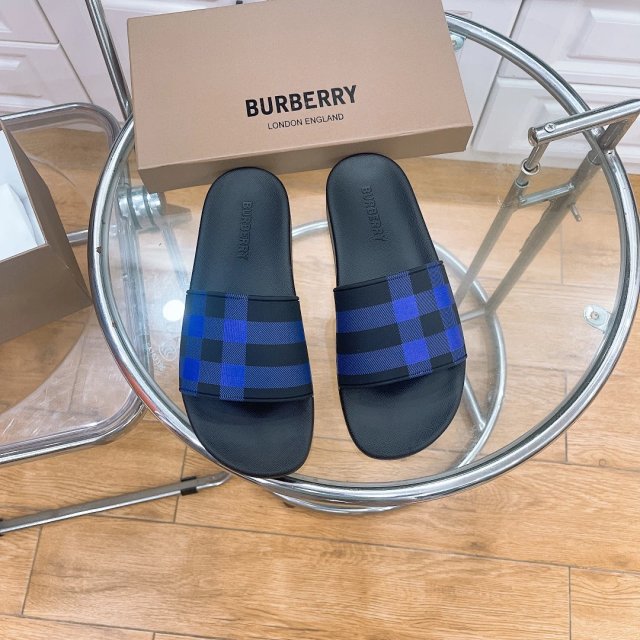 Burberry Slipper: seller detail photo 13