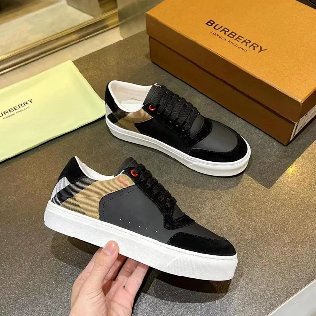 Burberry Sneakers Lace-Up product detail image 11