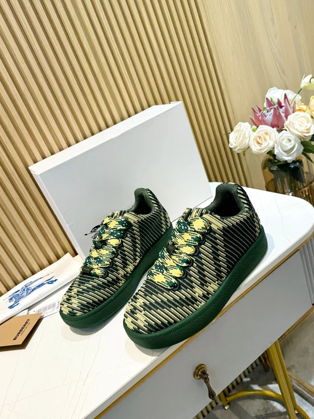 Burberry Sneakers Lace-Up product detail image 5