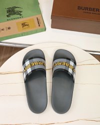 Burberry Slides — seller photo 6
