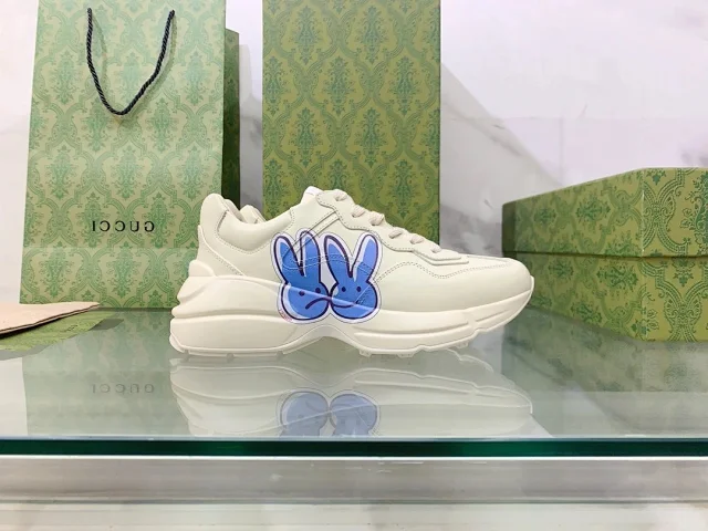 Gucci Sneakers Chunky low-top with GG logo and graphic-print variants product detail image 8