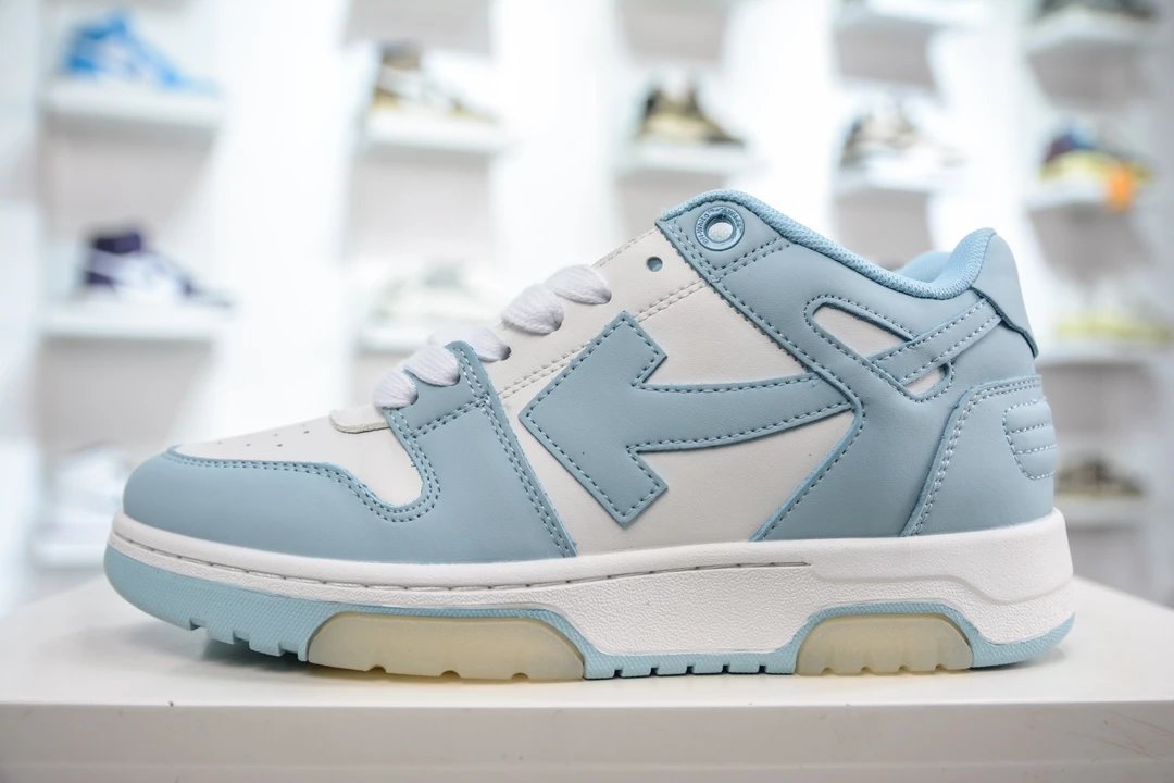 Off-White Sneakers Low-Top Arrow Logo image 9