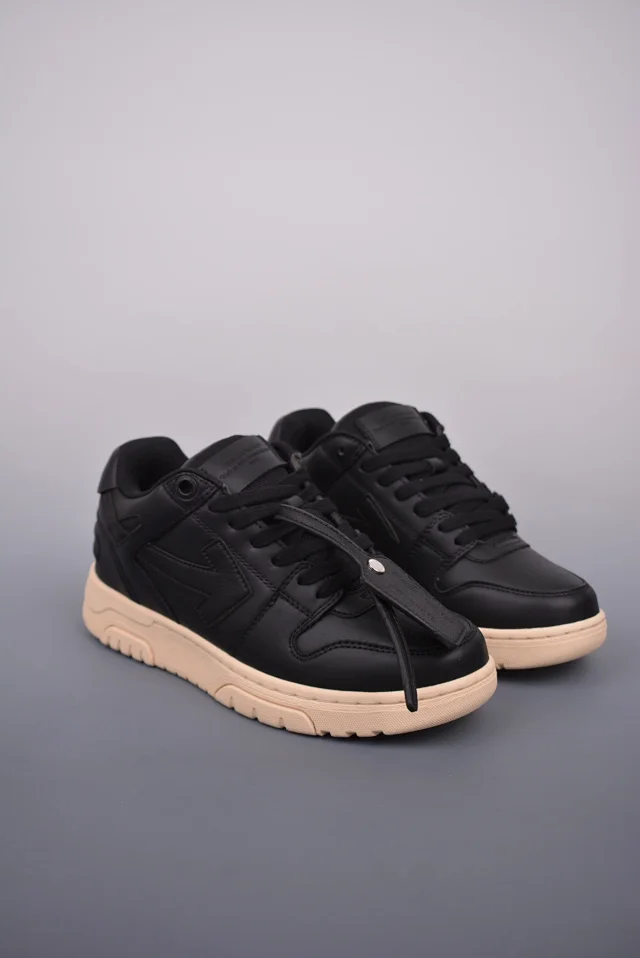 Off-White Sneakers Low-Top Arrow Logo product detail image 4