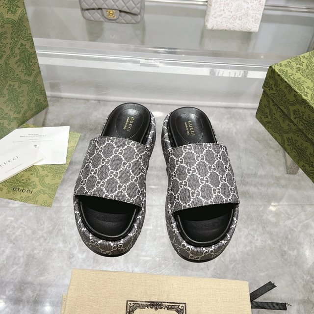 Gucci Slipper: seller detail photo 6