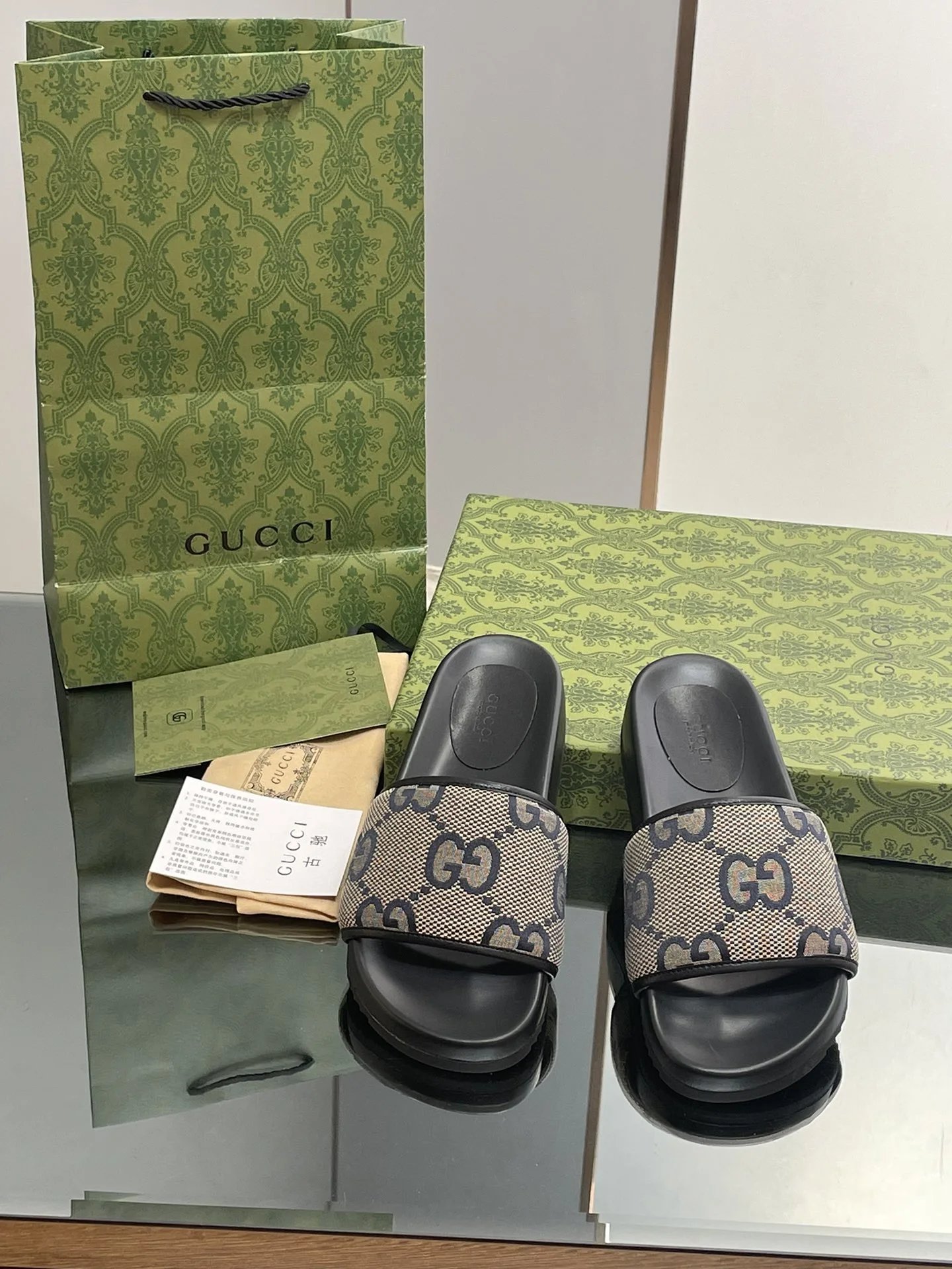 Gucci Sandals Monogram image 5