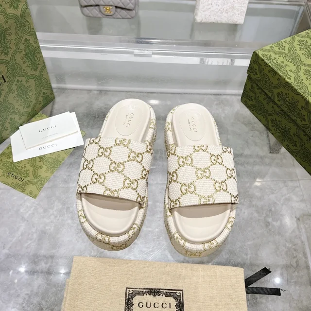 Gucci Slippers Open-Toe Platform product detail image 1