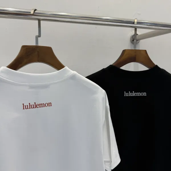 Lululemon Meet You Courtside White T-Shirt - 32