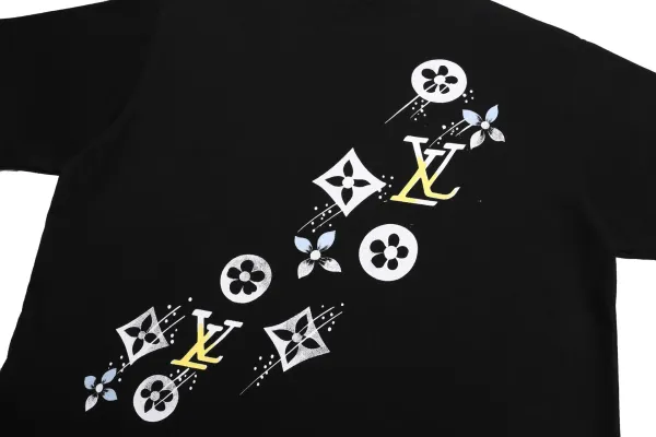 Design Abstract Print White T-Shirt - 11