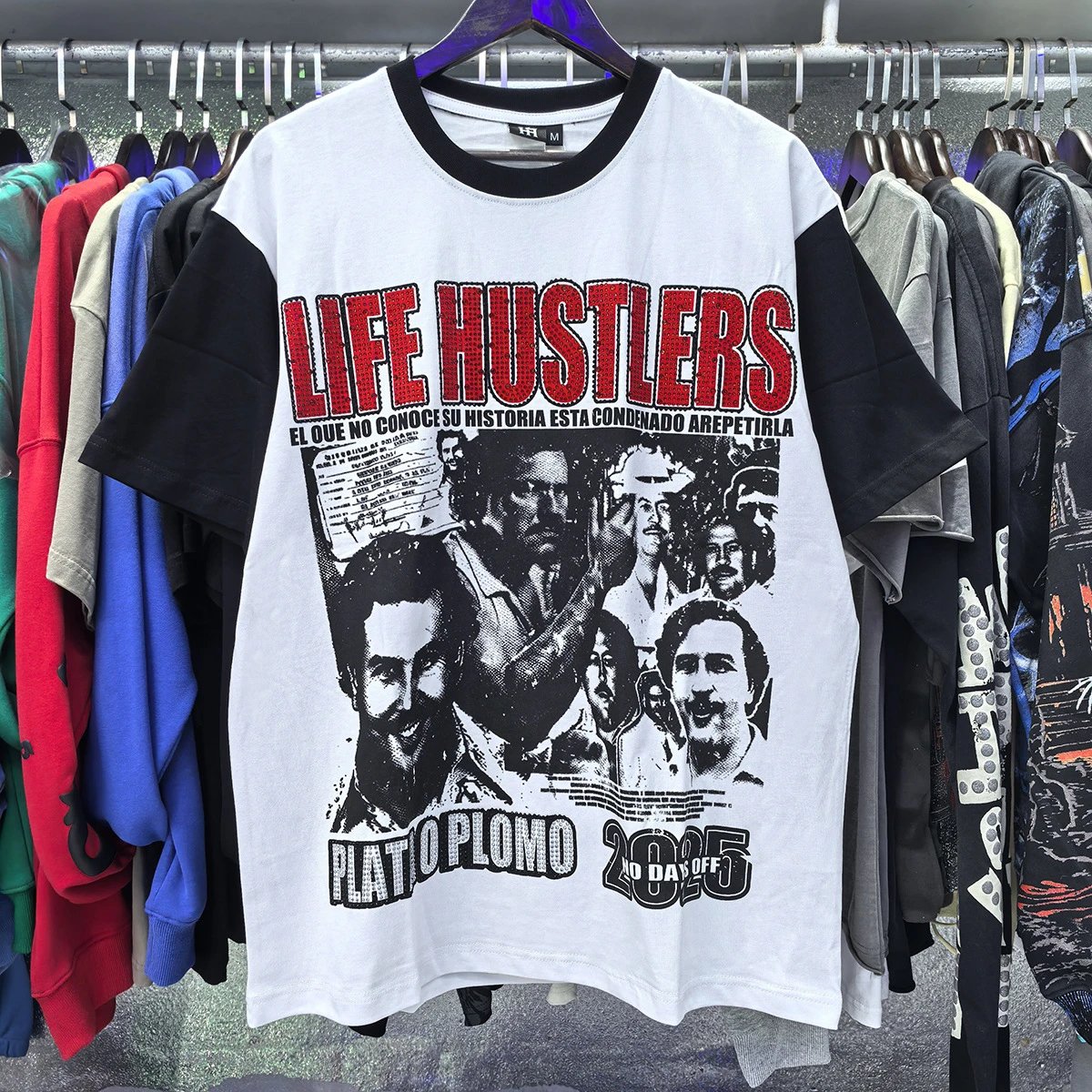 Design Life Hustlers Jesus Is King Graphic T-Shirt Black T-Shirts - 38