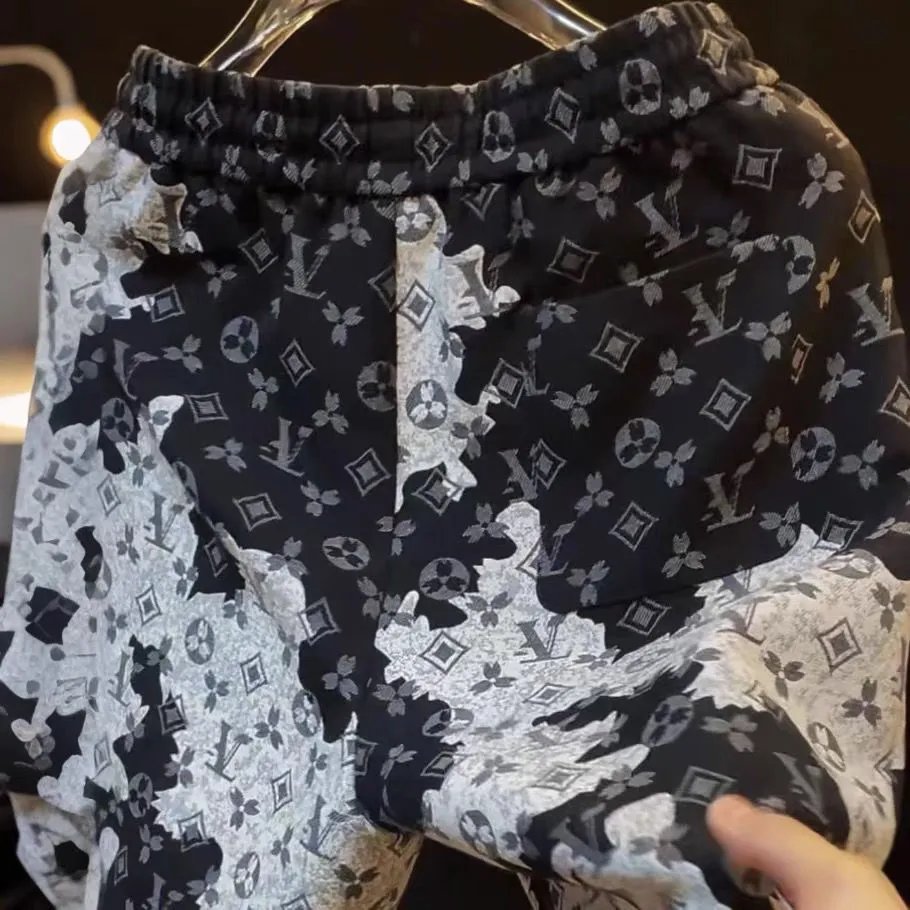 Louis Vuitton Monogram Camouflage Print Drawstring Shorts Multicolor - 3