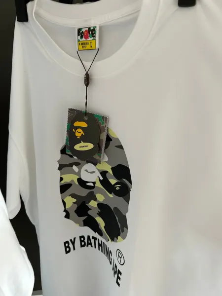 A Bathing Ape BAPE Logo Graphic White T-Shirt - 8