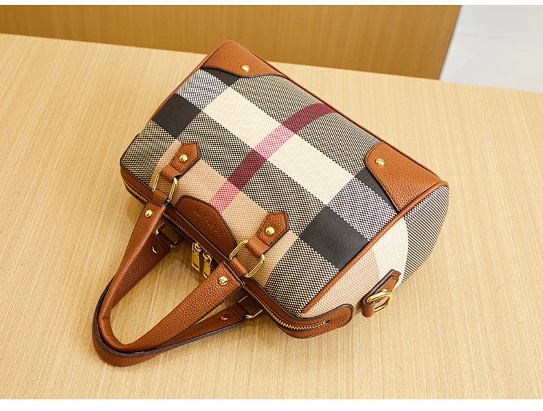 Burberry Check Print Boston Bag in Beige and Brown - 20