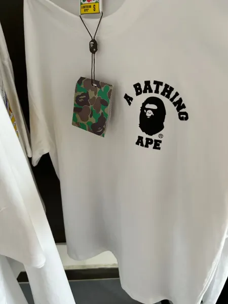 A Bathing Ape BAPE Logo Graphic White T-Shirt - 10
