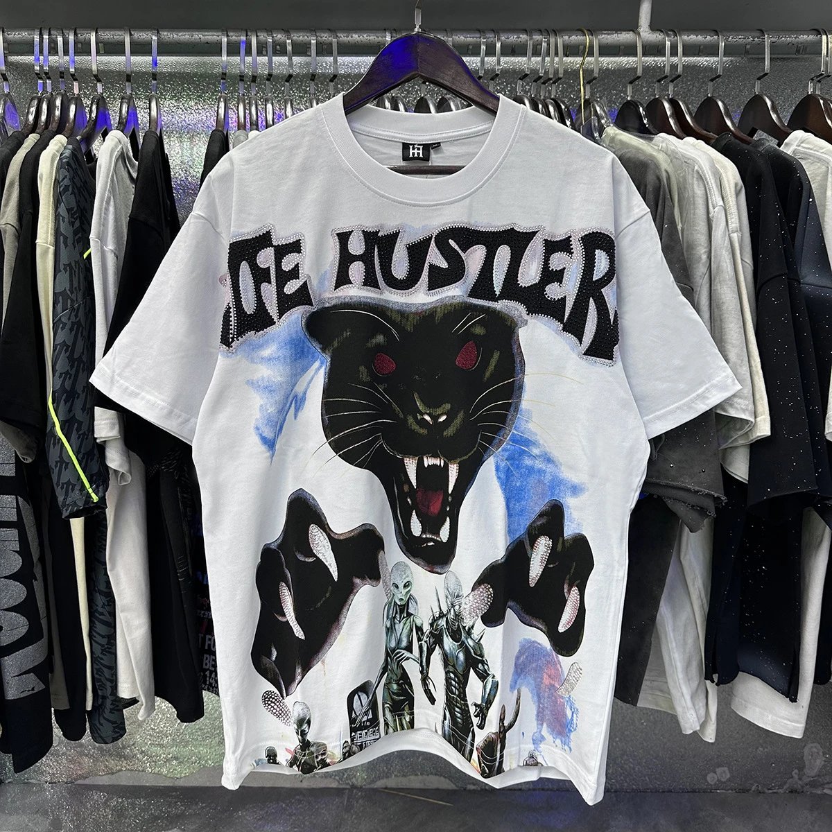 Design Life Hustlers Jesus Is King Graphic T-Shirt Black T-Shirts - 14