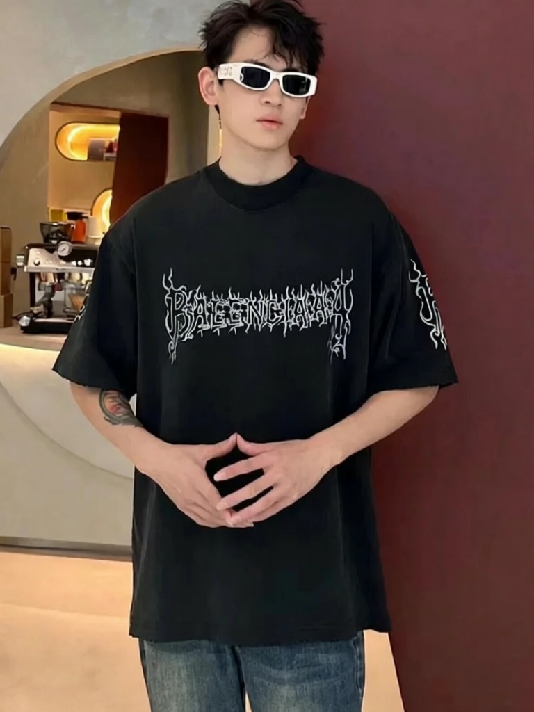 Design Gothic Script T-Shirt Black - 2
