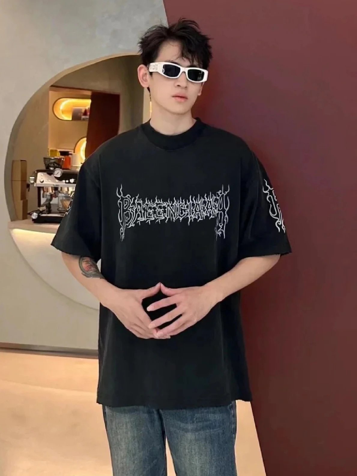 Design Gothic Script T-Shirt Black - 6