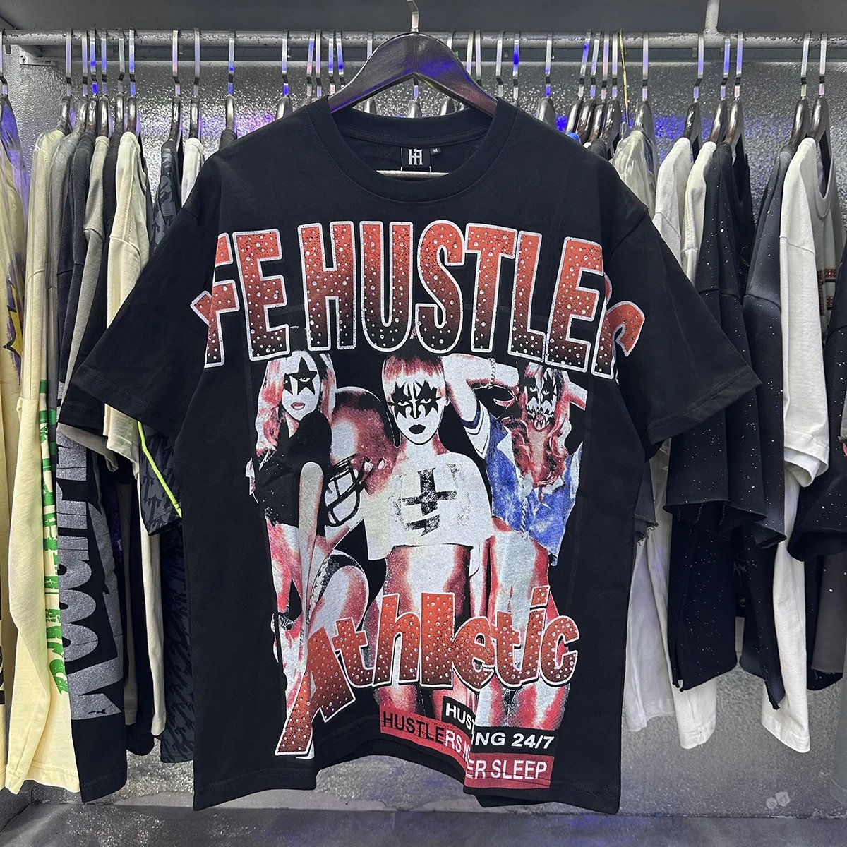 Design Life Hustlers Jesus Is King Graphic T-Shirt Black T-Shirts - 26