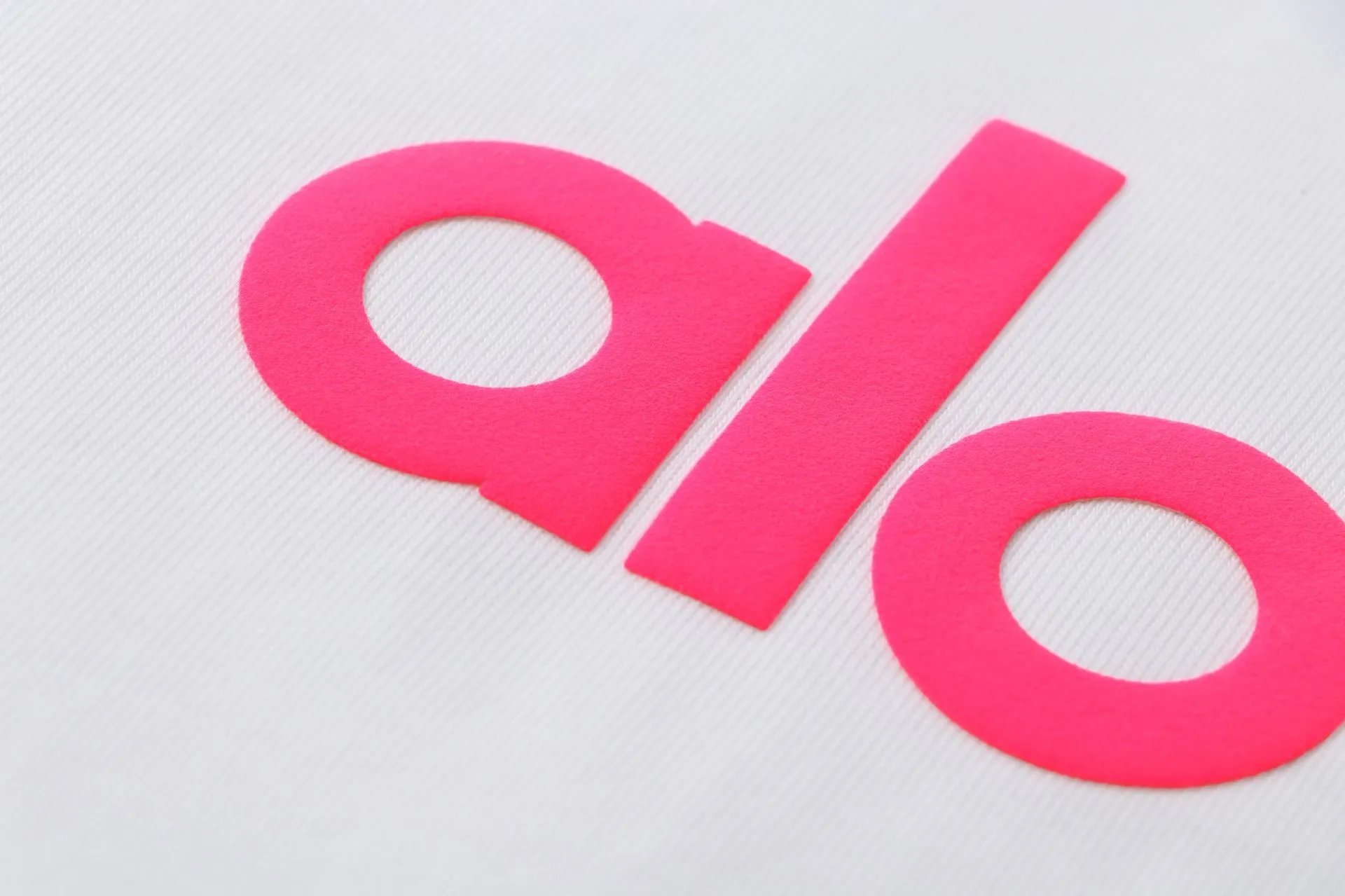 Alo Logo Graphic Black T-Shirt - 23