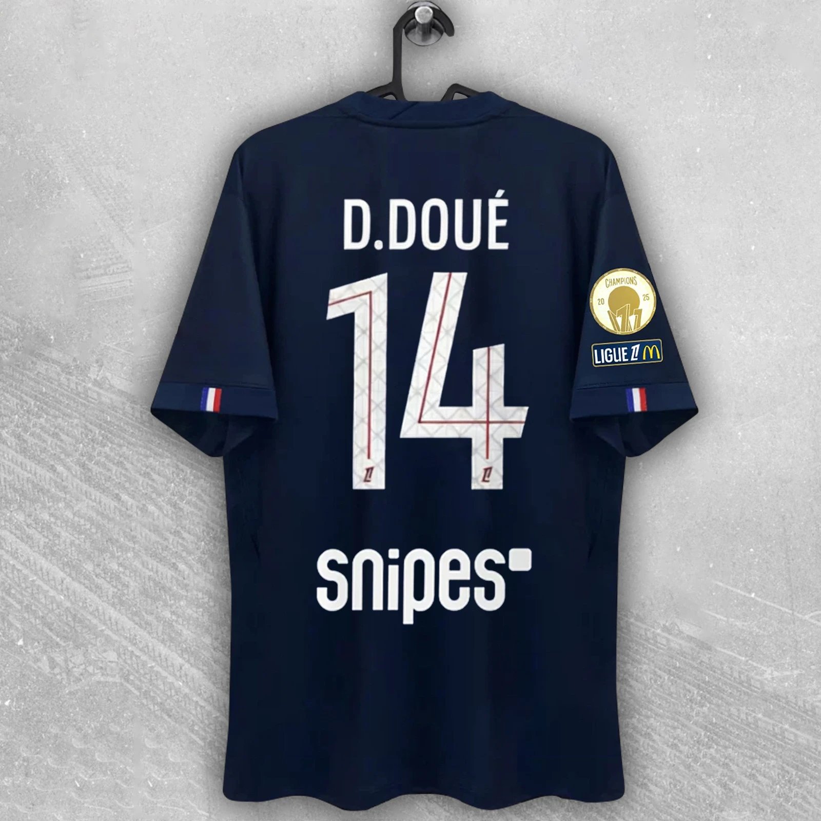 2526 Paris Saint Germain home Ligue 1 # 14