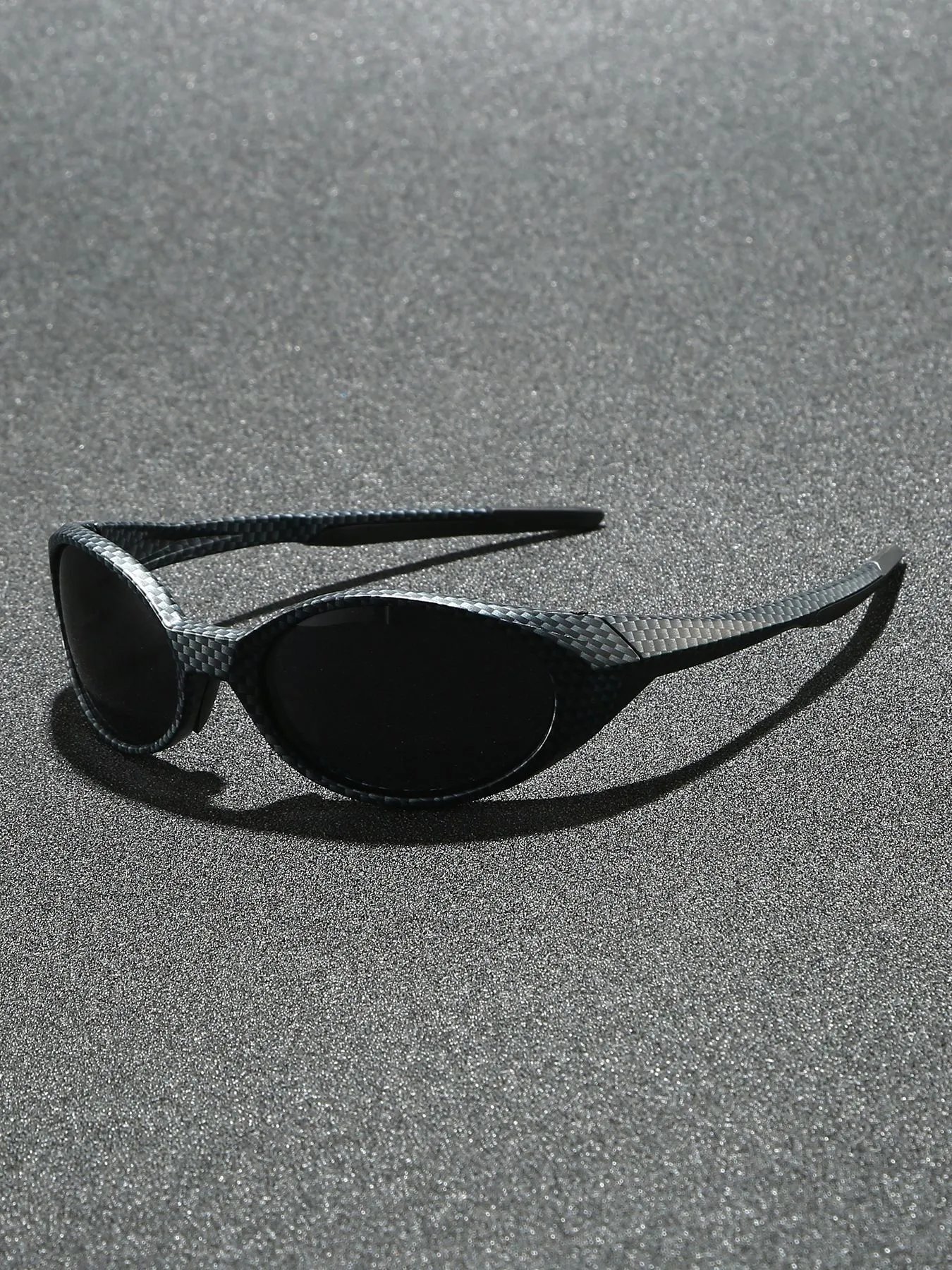 Design Sporty Wraparound Sunglasses Black / Red - 25