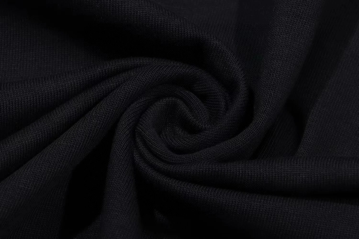 Louis Vuitton Monogram Print Black T-Shirt - 12